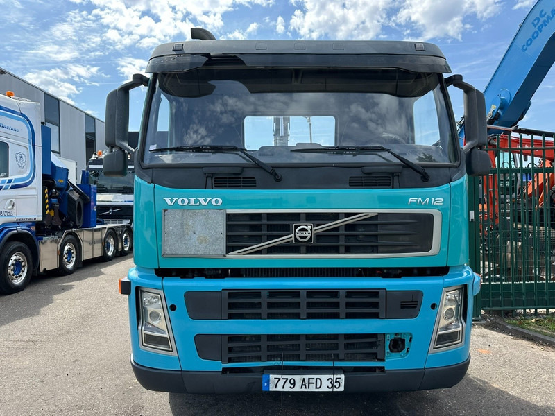 Volvo FM12-420 6x2 HOOKLIFT - MANUAL - EURO 3 - AIR SUSPENSION - 10 TIRES / DOUBLE WHEELS - FR TRUCK - Camião polibenne: foto 2 Volvo FM12-420 6x2 HOOKLIFT - MANUAL - EURO 3 - AIR SUSPENSION - 10 TIRES / DOUBLE WHEELS - FR TRUCK - Camião polibenne: foto 2