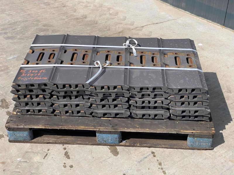 Case CX290 / CX300 Shoes/Pads - Estrutura/ Châssis para Máquina de construção: foto 4 Case CX290 / CX300 Shoes/Pads - Estrutura/ Châssis para Máquina de construção: foto 4
