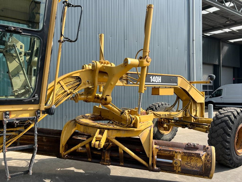 Motoniveladora Cat 140H: foto 12