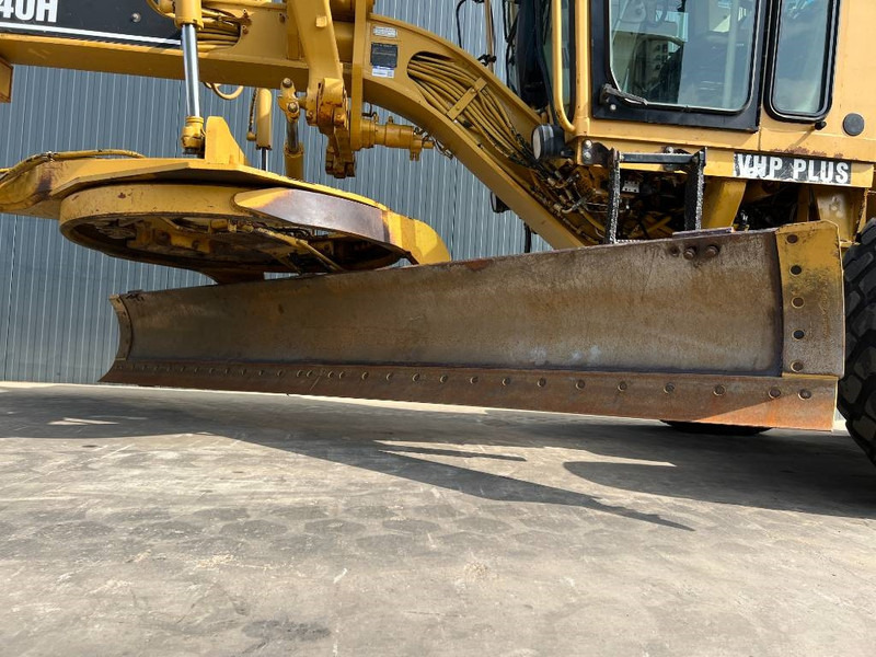 Motoniveladora Cat 140H: foto 8