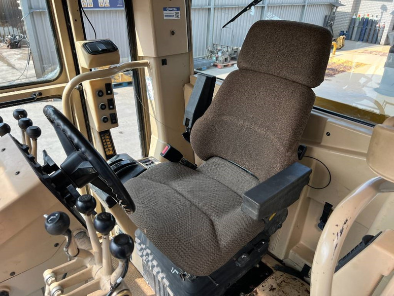 Motoniveladora Cat 140H: foto 20