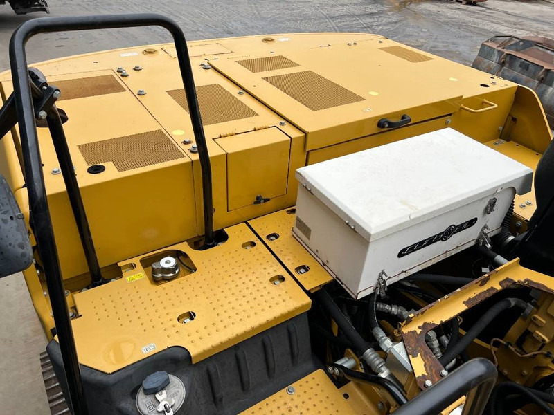 Locação financeira de Cat 323 07A Cat 323 07A: foto 19