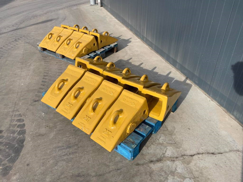 Cat 365 / 374 / 385 / 390 Tips - Balde para Máquina de construção: foto 2 Cat 365 / 374 / 385 / 390 Tips - Balde para Máquina de construção: foto 2