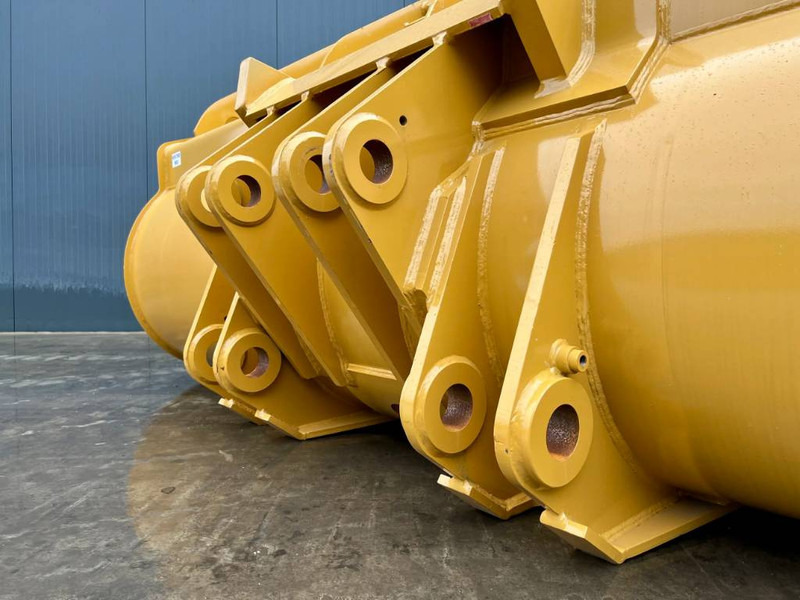 Cat 980 incl. cutting edge + side protectors - Balde para Máquina de construção: foto 4 Cat 980 incl. cutting edge + side protectors - Balde para Máquina de construção: foto 4