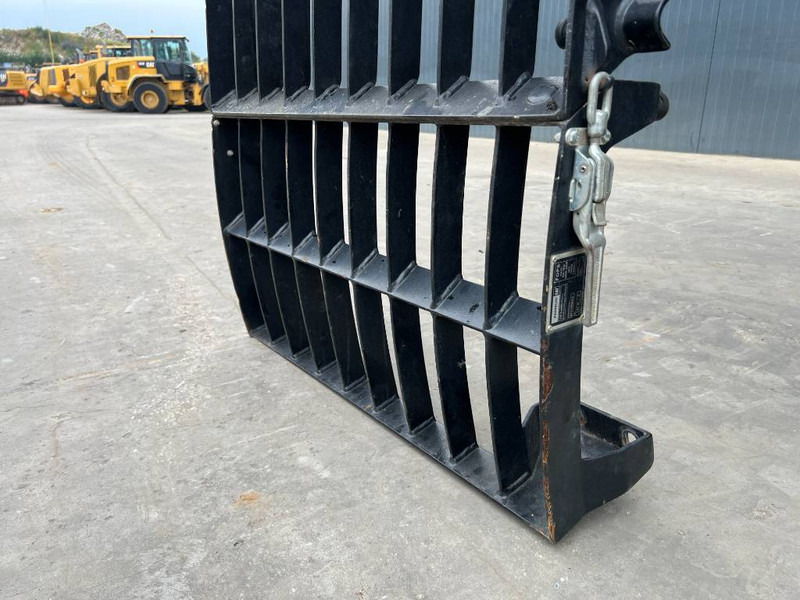 Cat M313D / M315D / M316D / M318D / M322D / M325D - Cabine e interior para Máquina de construção: foto 3 Cat M313D / M315D / M316D / M318D / M322D / M325D - Cabine e interior para Máquina de construção: foto 3