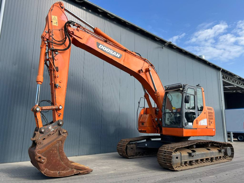 Doosan DX235LCR - Escavadora de rastos: foto 1 Doosan DX235LCR - Escavadora de rastos: foto 1