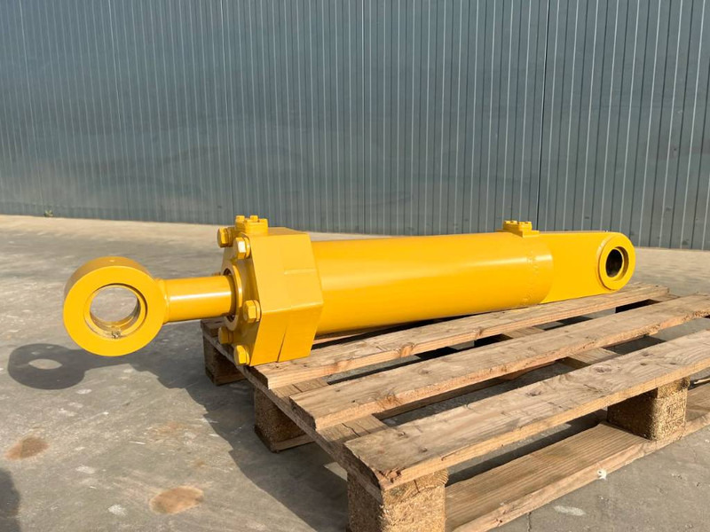 Cat D8 Cylinder - Equipamento para Máquina de construção: foto 1 Cat D8 Cylinder - Equipamento para Máquina de construção: foto 1