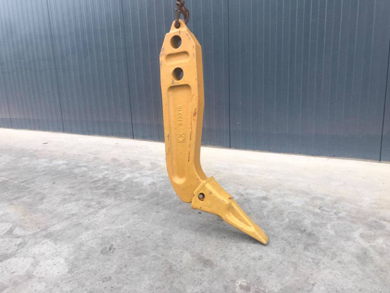 Komatsu D61 Shank - Equipamento para Máquina de construção: foto 3 Komatsu D61 Shank - Equipamento para Máquina de construção: foto 3