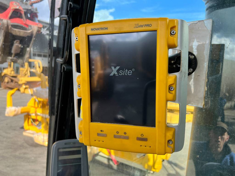 Leica Novatron MNS1250 GG GPS - Equipamento para Máquina de construção: foto 1 Leica Novatron MNS1250 GG GPS - Equipamento para Máquina de construção: foto 1