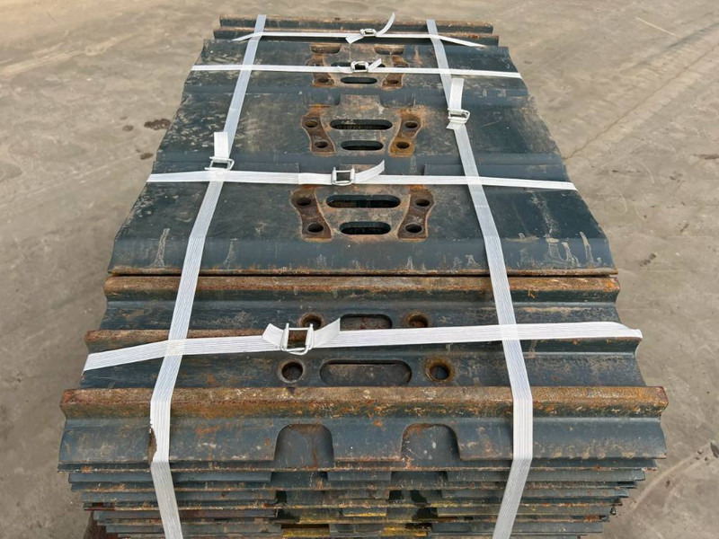 Hyundai R210 / R215 / R220 Shoes - Estrutura/ Châssis para Máquina de construção: foto 2 Hyundai R210 / R215 / R220 Shoes - Estrutura/ Châssis para Máquina de construção: foto 2