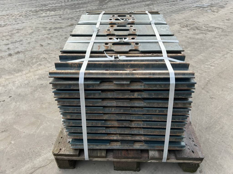 Hyundai R210 / R215 / R220 Shoes - Estrutura/ Châssis para Máquina de construção: foto 5 Hyundai R210 / R215 / R220 Shoes - Estrutura/ Châssis para Máquina de construção: foto 5