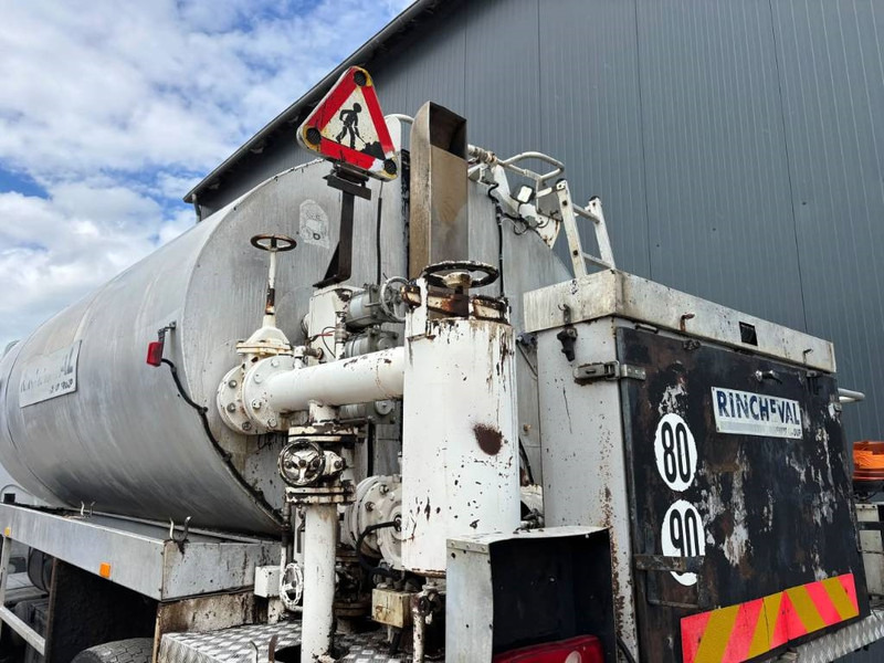 Distribuidor de asfalto para transporte de betume Renault Rincheval - 9.000 Liter: foto 11 Distribuidor de asfalto para transporte de betume Renault Rincheval - 9.000 Liter: foto 11