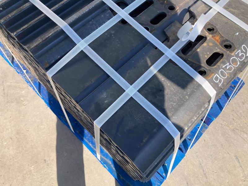 Sany SY210 / SY230 700mm Shoes - Estrutura/ Châssis para Máquina de construção: foto 2 Sany SY210 / SY230 700mm Shoes - Estrutura/ Châssis para Máquina de construção: foto 2