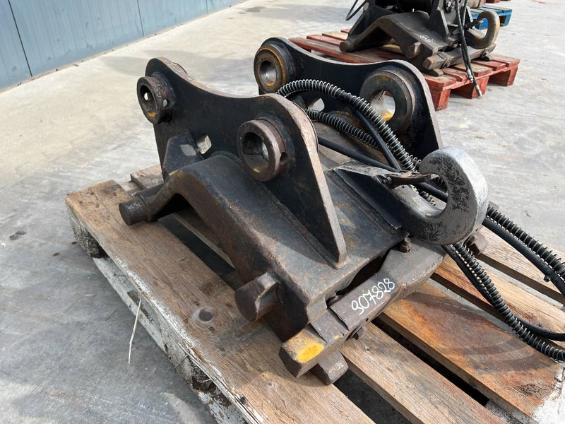 Verachtert CW30 / CW40 - ZX140 - Acoplamento rápido para Máquina de construção: foto 3 Verachtert CW30 / CW40 - ZX140 - Acoplamento rápido para Máquina de construção: foto 3