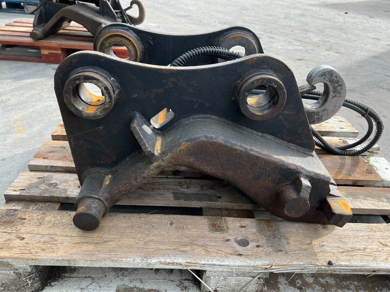 Verachtert CW30 / CW40 - ZX140 - Acoplamento rápido para Máquina de construção: foto 4 Verachtert CW30 / CW40 - ZX140 - Acoplamento rápido para Máquina de construção: foto 4