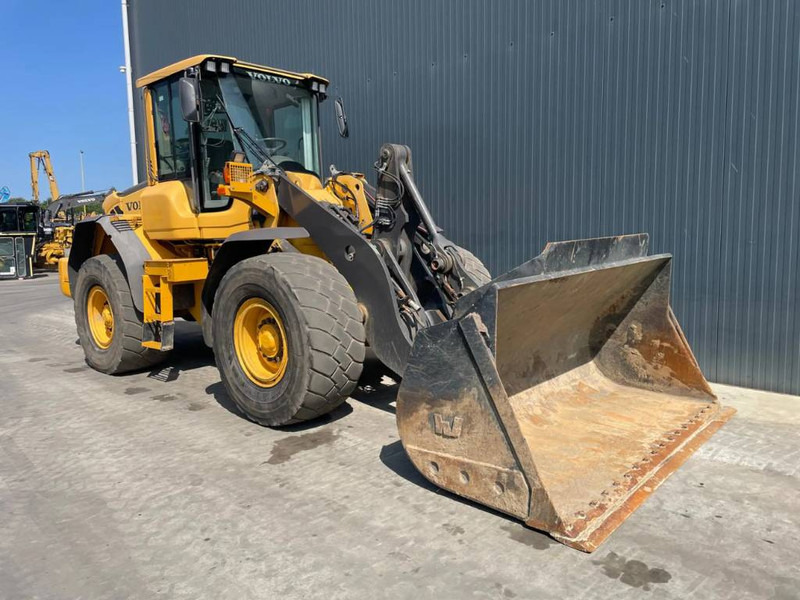 Volvo L90F - 3rd valve - Pá carregadora de rodas: foto 3 Volvo L90F - 3rd valve - Pá carregadora de rodas: foto 3