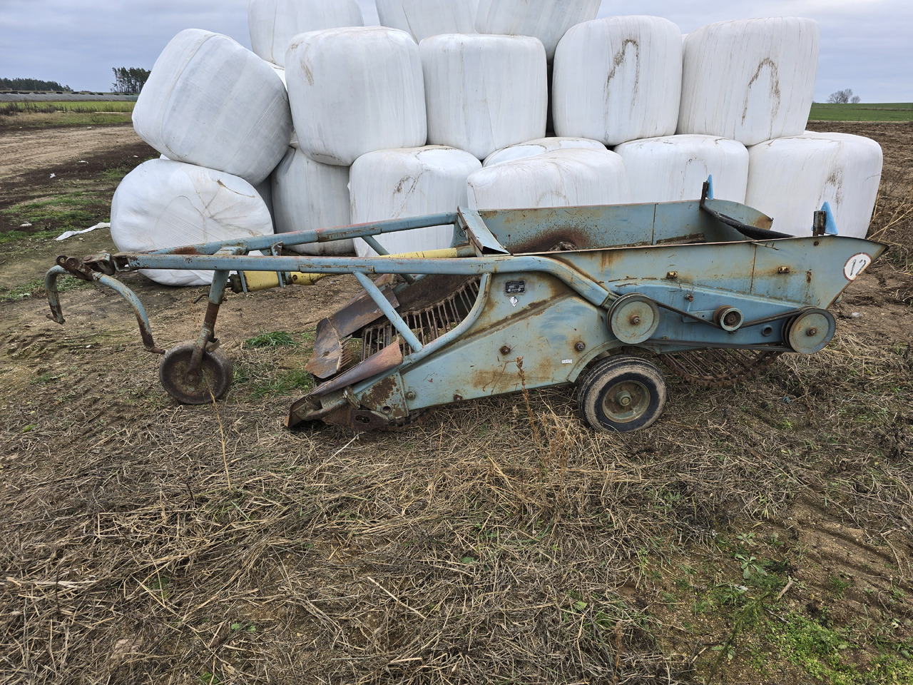 Agromet kopaczka do ziemniaków - Colheitadeira de batatas: foto 4 Agromet kopaczka do ziemniaków - Colheitadeira de batatas: foto 4