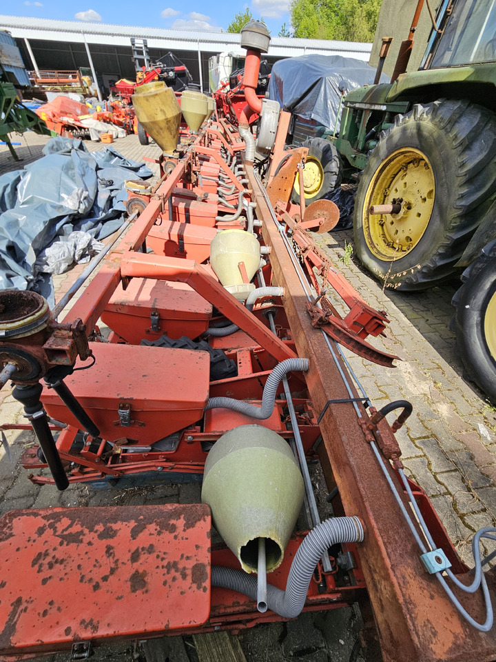 Becker Aeromat - Semeadora de precisão: foto 5 Becker Aeromat - Semeadora de precisão: foto 5