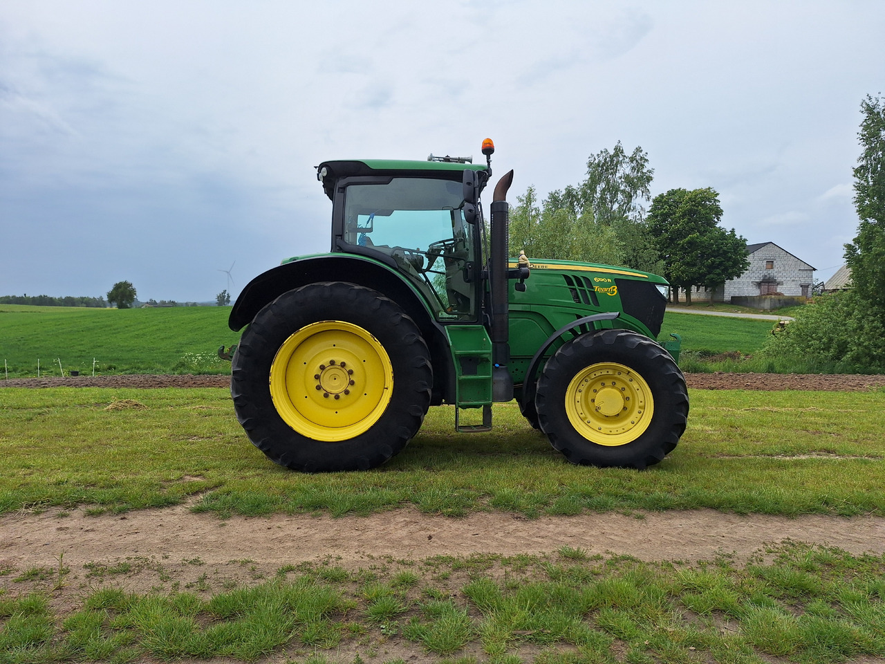 John Deere 6190R - Trator: foto 2 John Deere 6190R - Trator: foto 2