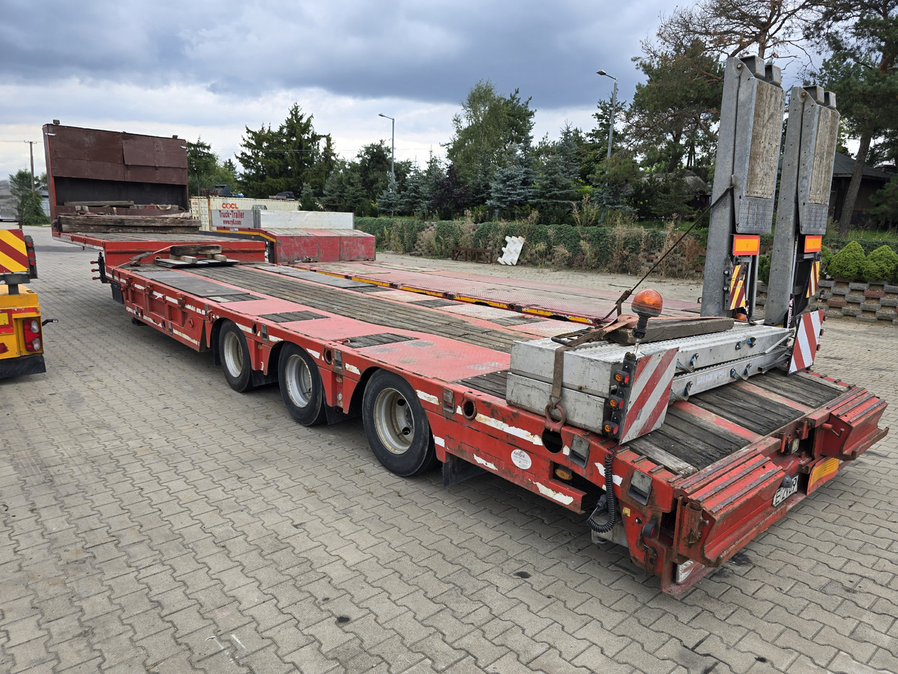 KASSBOHRER LB3E - Semi-reboque transporte de veículos: foto 2 KASSBOHRER LB3E - Semi-reboque transporte de veículos: foto 2
