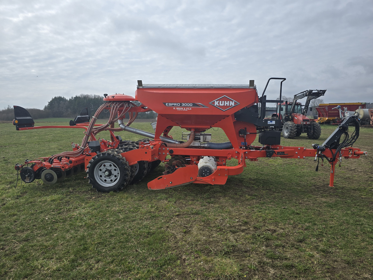 KUHN ESPRO 3000 VFB - Semeadora combinada: foto 3 KUHN ESPRO 3000 VFB - Semeadora combinada: foto 3