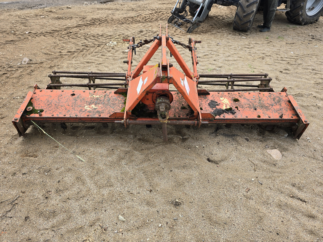 KUHN HR - Grade: foto 2 KUHN HR - Grade: foto 2