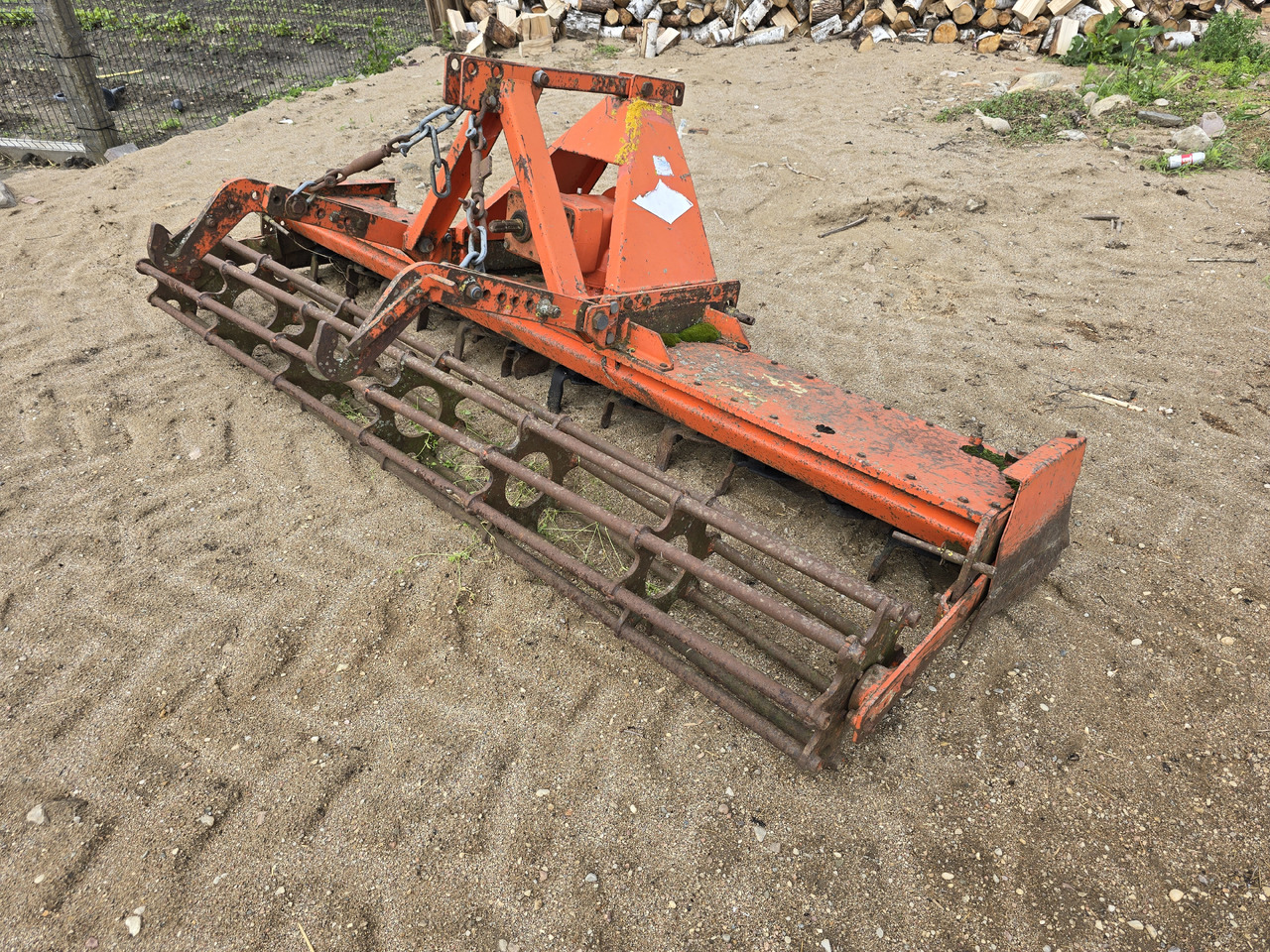 KUHN HR - Grade: foto 5 KUHN HR - Grade: foto 5