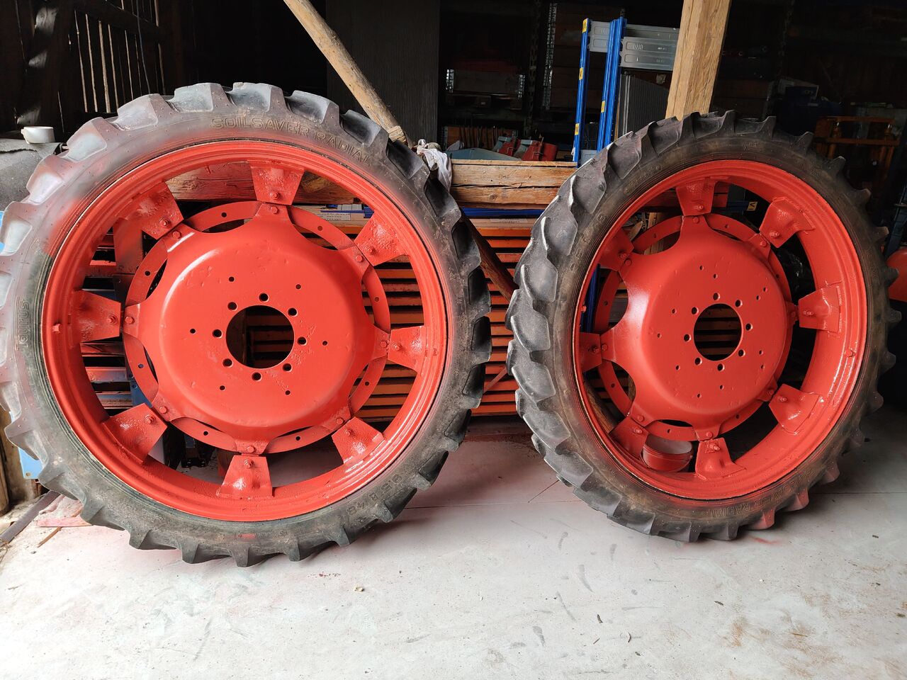 Kleber, Taurus 11.2 R32 (270/95 R32), 9.5 R48 - Roda completa para Máquina agrícola: foto 2 Kleber, Taurus 11.2 R32 (270/95 R32), 9.5 R48 - Roda completa para Máquina agrícola: foto 2