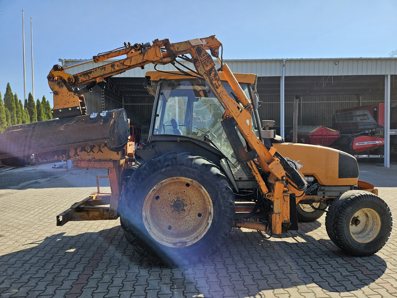 Renault Egros - Cortador de grama: foto 2 Renault Egros - Cortador de grama: foto 2