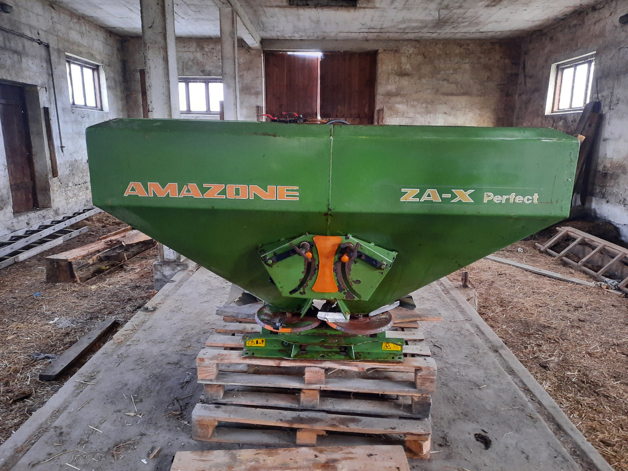 Amazone ZA-X Perfect 1200 - Distribuidor de fertilizantes: foto 2 Amazone ZA-X Perfect 1200 - Distribuidor de fertilizantes: foto 2