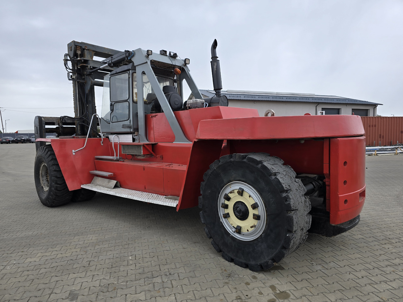 Kalmar KALMAR DCD420-12 - Manipulador de contentor: foto 3 Kalmar KALMAR DCD420-12 - Manipulador de contentor: foto 3