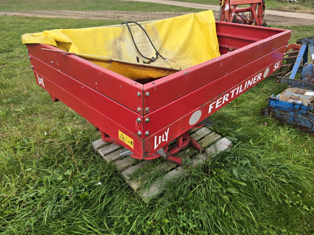 Lely SE 1500 Fertiliner - Distribuidor de fertilizantes: foto 5 Lely SE 1500 Fertiliner - Distribuidor de fertilizantes: foto 5