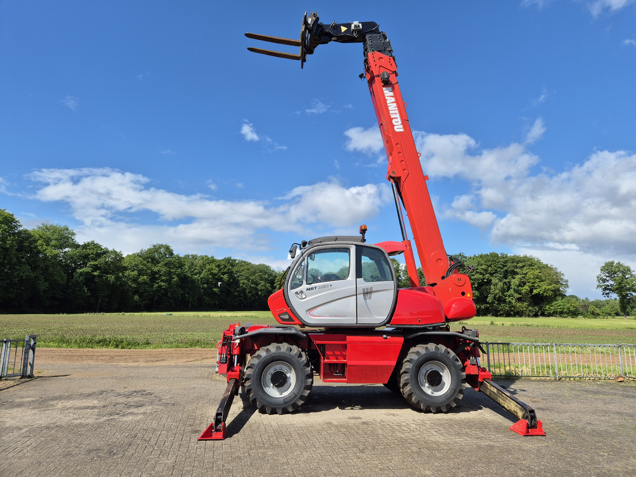 Empilhador telescópico Manitou MRT 2150 plus privilege: foto 9