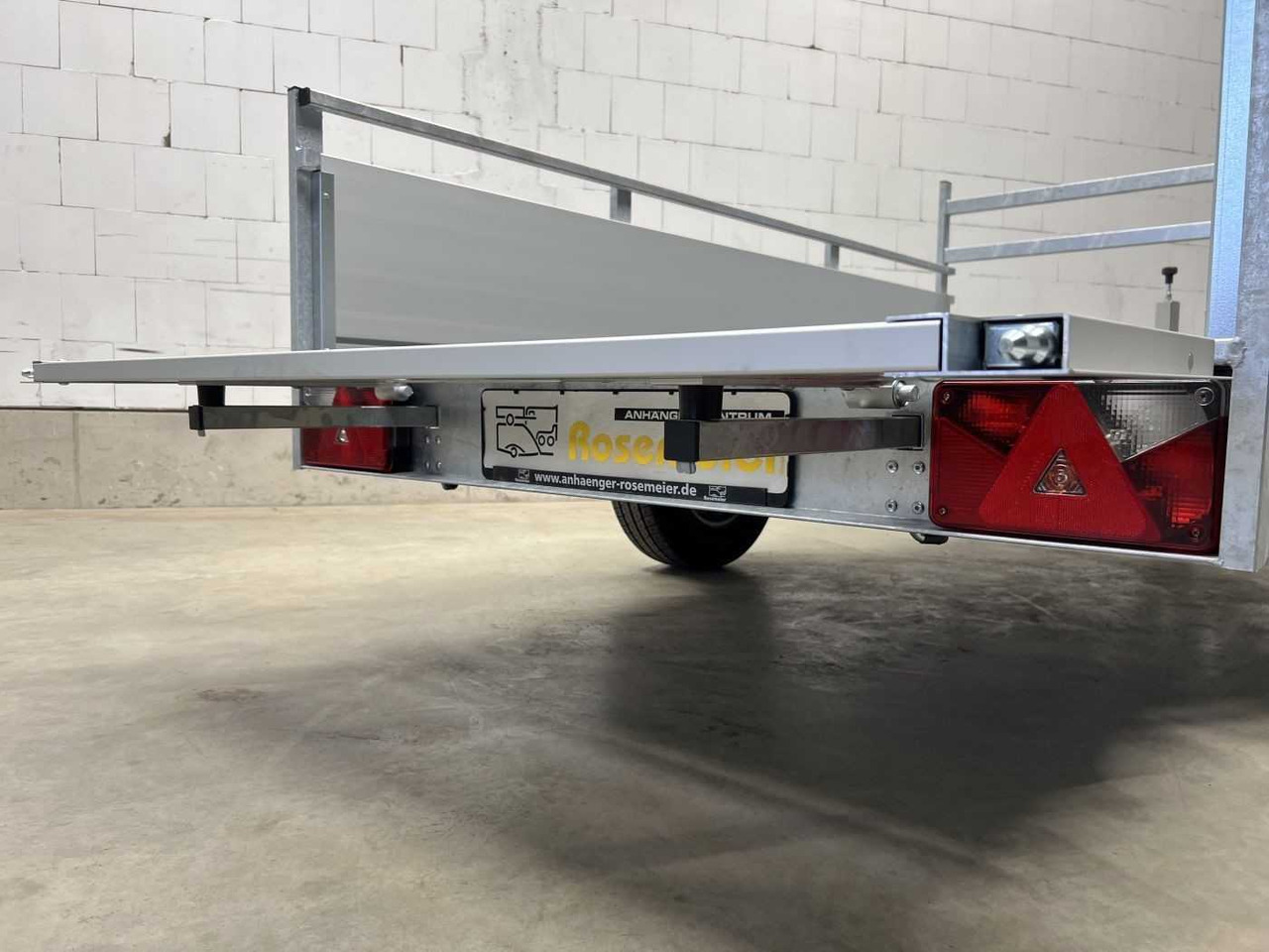 Reboque para carros novo ANSSEMS BSX 1350.251x130 Kastenanhänger gebremst: foto 14