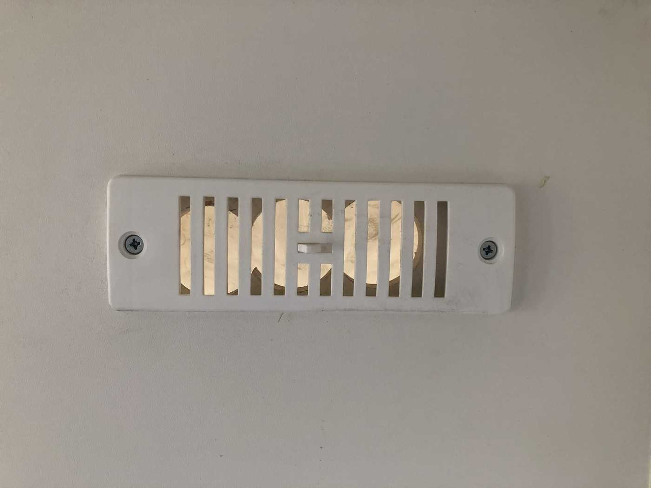 Reboque furgão novo BLYSS F1336HD Rampe Tür Fenster Kofferanhänger: foto 11