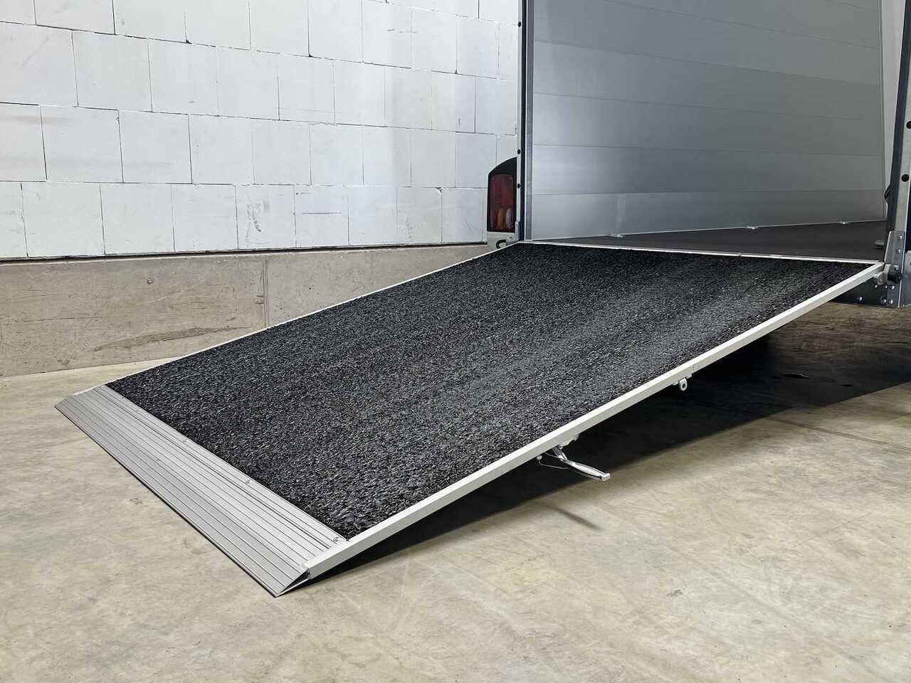 Reboque furgão novo BOECKMANN KT-PB-AL 3015/20 M F Tür ALF Kofferanhänger: foto 11 Reboque furgão novo BOECKMANN KT-PB-AL 3015/20 M F Tür ALF Kofferanhänger: foto 11