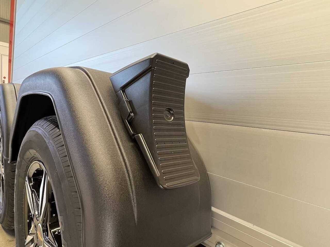 Reboque furgão novo BOECKMANN KT-PB-AL 3015/20 M F Tür ALF Kofferanhänger: foto 12 Reboque furgão novo BOECKMANN KT-PB-AL 3015/20 M F Tür ALF Kofferanhänger: foto 12