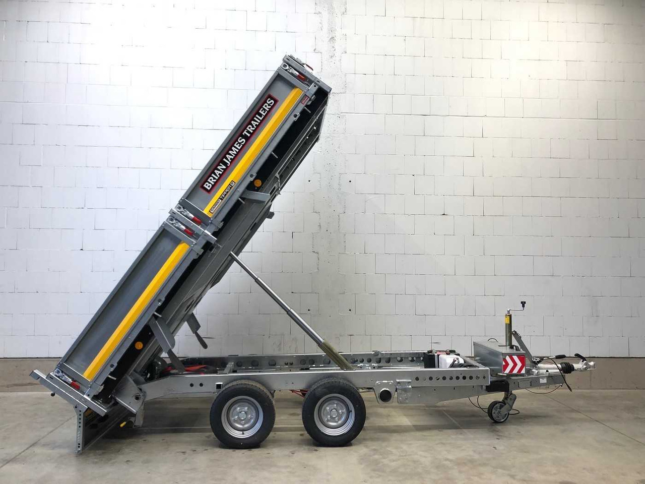 BRIAN_JAMES Cargo Tipper 2 2-Achser Pendel Rückwärtskipper - Reboque basculante: foto 1 BRIAN_JAMES Cargo Tipper 2 2-Achser Pendel Rückwärtskipper - Reboque basculante: foto 1