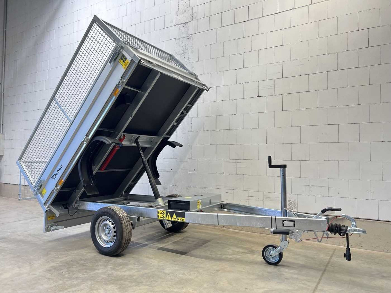 CHEVAL LIBERTE DEBON PW0E Lux 1500 Gitter Rückwärtskipper - Reboque basculante: foto 4 CHEVAL LIBERTE DEBON PW0E Lux 1500 Gitter Rückwärtskipper - Reboque basculante: foto 4