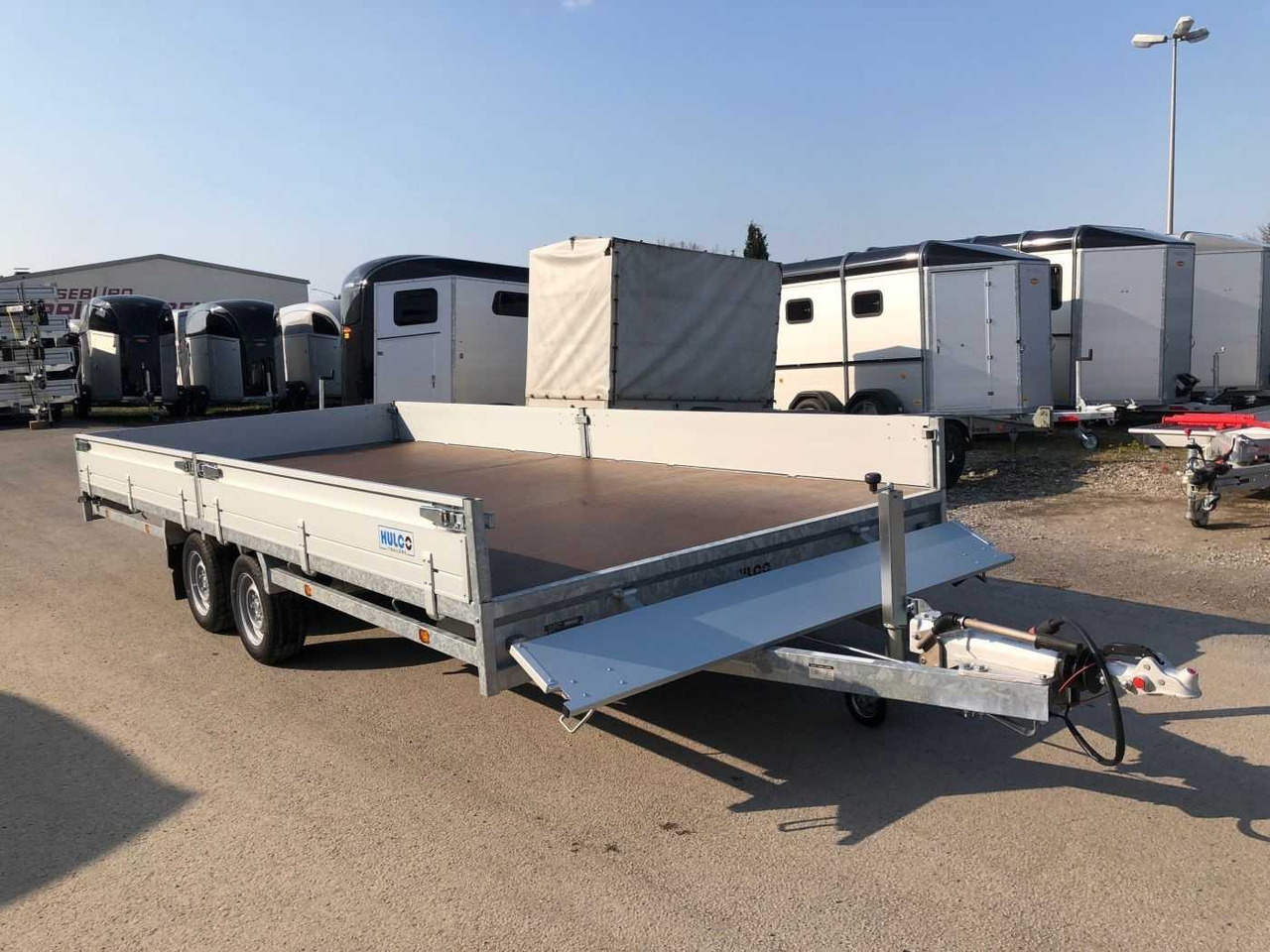 HULCO Medax-2 3500 Hochlader - Reboque plataforma/ Caixa aberta: foto 3 HULCO Medax-2 3500 Hochlader - Reboque plataforma/ Caixa aberta: foto 3