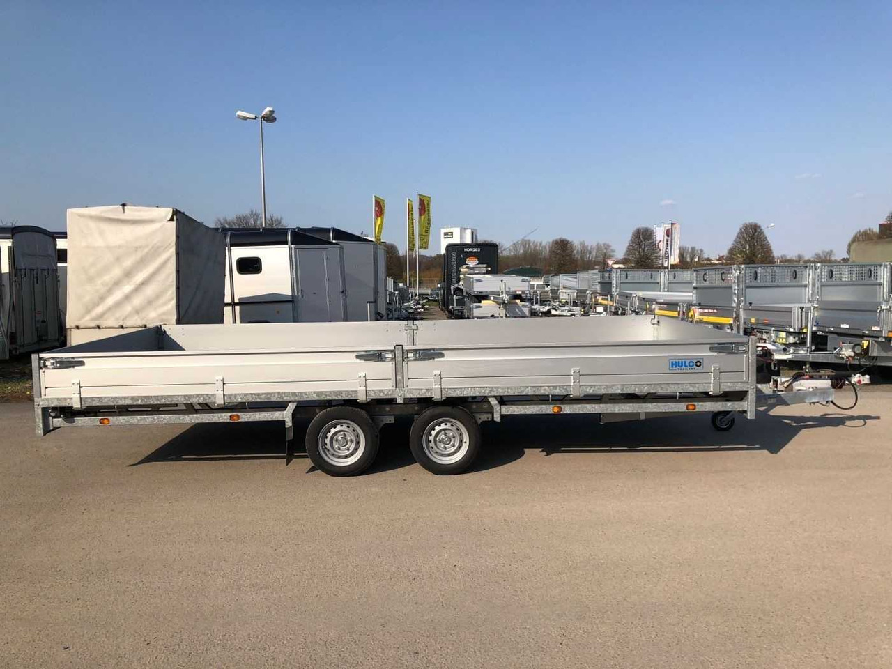 HULCO Medax-2 3500 Hochlader - Reboque plataforma/ Caixa aberta: foto 1 HULCO Medax-2 3500 Hochlader - Reboque plataforma/ Caixa aberta: foto 1