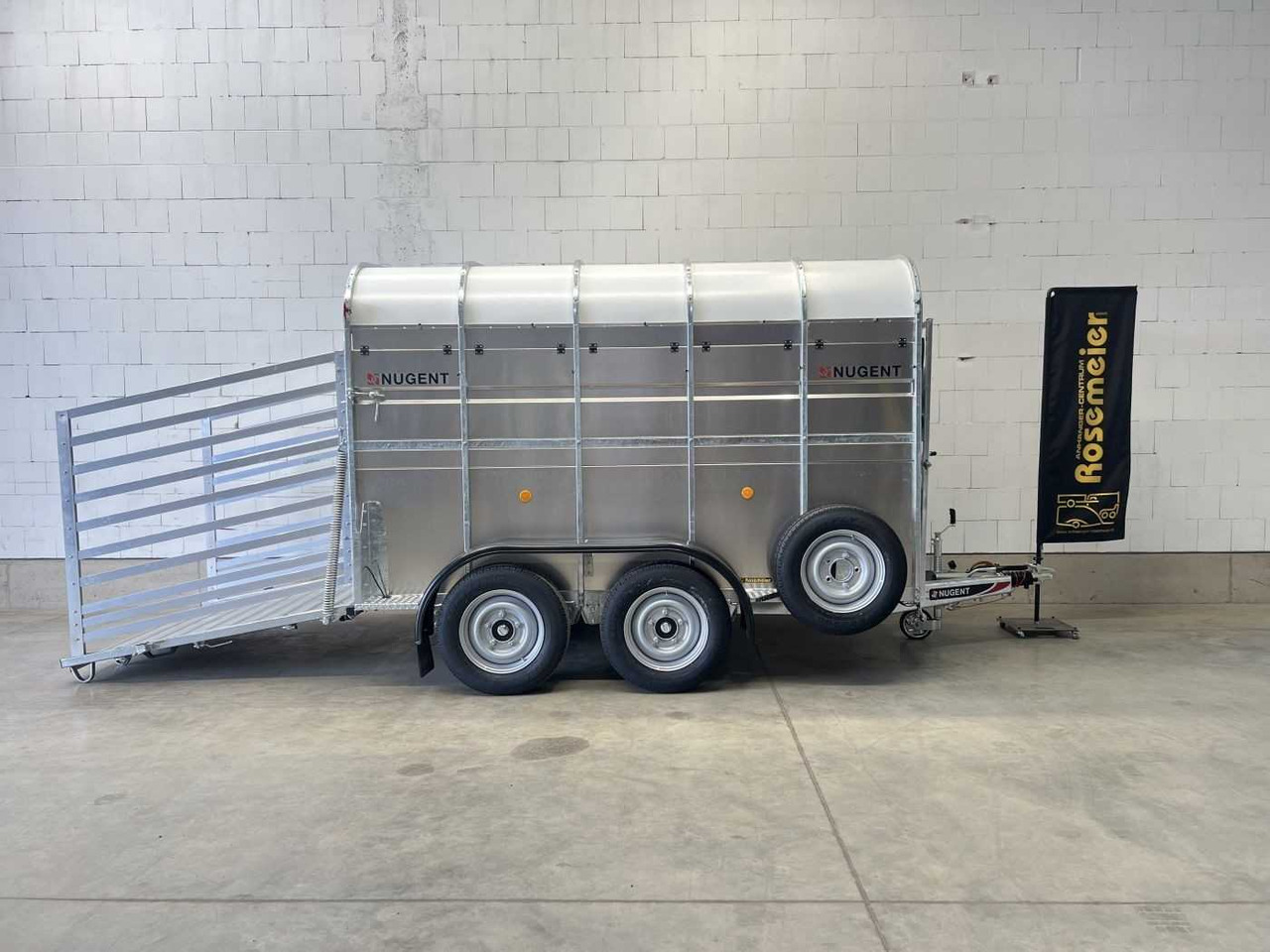 NUGENT L3018H Viehanhänger Nugent - Reboque transporte de gado: foto 1 NUGENT L3018H Viehanhänger Nugent - Reboque transporte de gado: foto 1