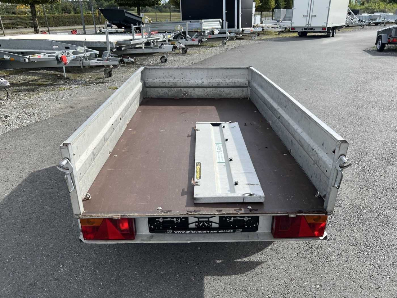 STEMA HP 85 Kastenanhänger gebremst - Reboque para carros: foto 5 STEMA HP 85 Kastenanhänger gebremst - Reboque para carros: foto 5