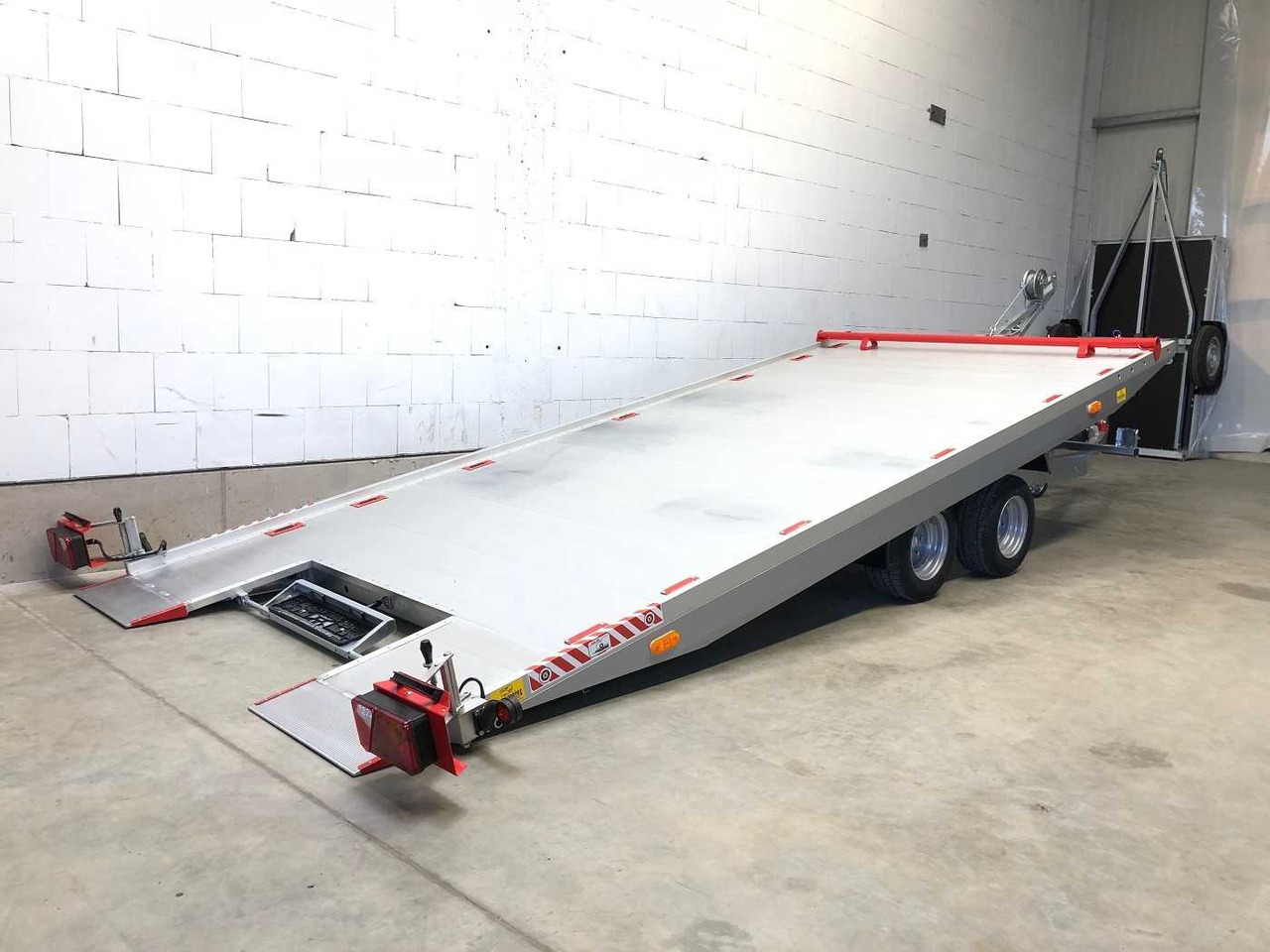 VEZEKO Imola 30.43 Autotransporter - Reboque transporte de veículos: foto 5 VEZEKO Imola 30.43 Autotransporter - Reboque transporte de veículos: foto 5