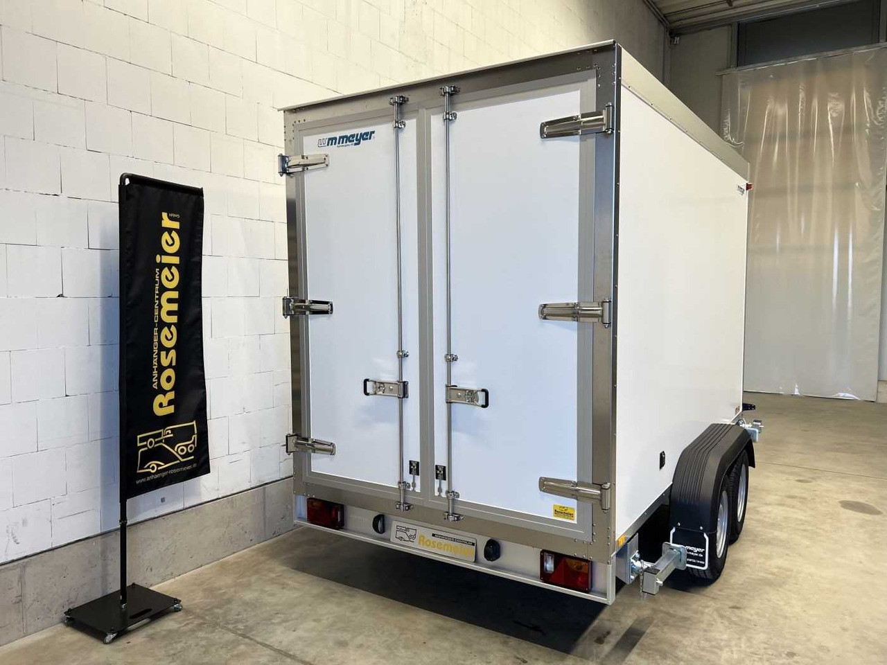 WM MEYER AZK 3534/180 T Tiefkühlanhänger - Reboque frigorífico: foto 4 WM MEYER AZK 3534/180 T Tiefkühlanhänger - Reboque frigorífico: foto 4