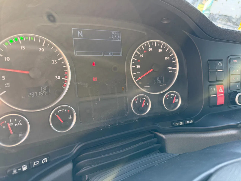MAN TGL TGL 8.180 Euro6 Bakwagen met laadklep / Werkplaats / Vangmuil / Licht en lucht - Camião furgão: foto 4 MAN TGL TGL 8.180 Euro6 Bakwagen met laadklep / Werkplaats / Vangmuil / Licht en lucht - Camião furgão: foto 4
