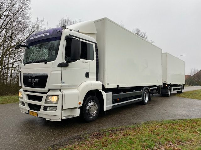 MAN TGS 18.320 TGS 18.320 BAKWAGEN MET LAADKLEP COMPLEET MET 2-ASSIGE AANHANGWAGEN - Camião furgão: foto 2 MAN TGS 18.320 TGS 18.320 BAKWAGEN MET LAADKLEP COMPLEET MET 2-ASSIGE AANHANGWAGEN - Camião furgão: foto 2