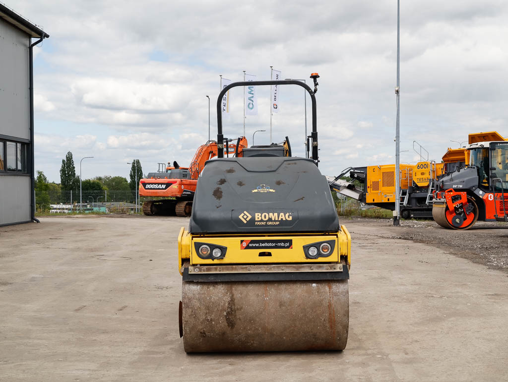 BOMAG BW 138 AC-5 - Rolo combinado: foto 3 BOMAG BW 138 AC-5 - Rolo combinado: foto 3