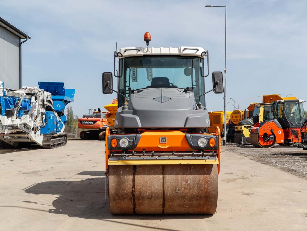 HAMM DV+ 90i VS-OS - Compactador de asfalto: foto 3 HAMM DV+ 90i VS-OS - Compactador de asfalto: foto 3