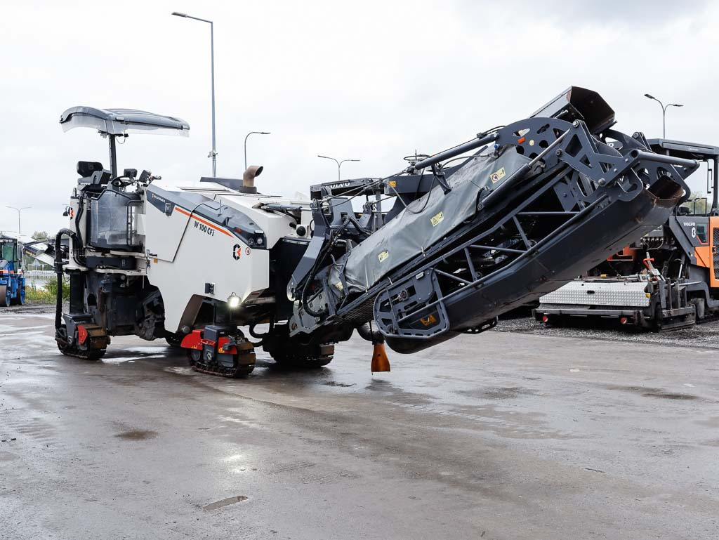 WIRTGEN W100CFi - Aplainadora (Fresadora): foto 4 WIRTGEN W100CFi - Aplainadora (Fresadora): foto 4